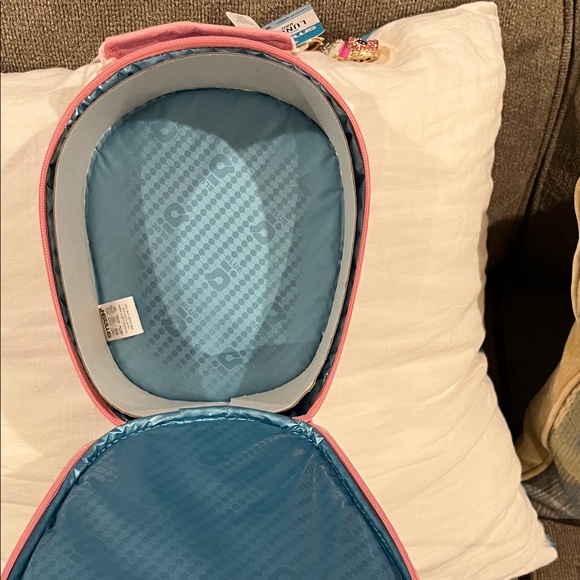 Purple and Pink Cupcake Kids Lunch Tote With Cupcake 🧁 Bag Charm - Picture 3 of 4